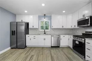 5211 Hunning Rd, High Ridge, MO 63049 - Photo 9