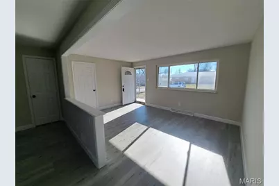 2414 Chesstal Street, Saint Charles, MO 63301 - Photo 5