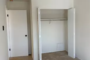 8787 Sieloff Dr, Hazelwood, MO 63042 - Photo 3