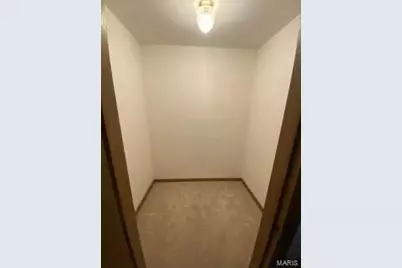 10500 Silkwood Court, Saint Ann, MO 63114 - Photo 9