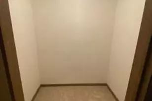 10500 Silkwood Ct, Saint Ann, MO 63114 - Photo 9