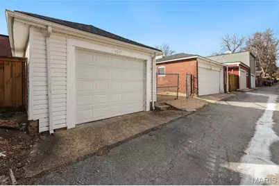 4215 Flad Avenue, Saint Louis, MO 63110 - Photo 23