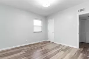 7331 Wayne Ave, University City, MO 63130 - Photo 15