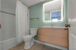 112 W Pine Pl, Saint Louis, MO 63108 - Photo 19