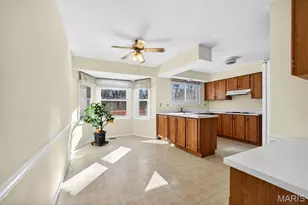 15024 Lake Clay Dr, Chesterfield, MO 63017 - Photo 17