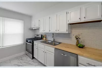 8835 Kathlyn Drive, Berkeley, MO 63134 - Photo 21