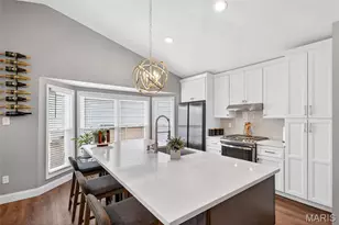 288 Alexandria Dr, Saint Charles, MO 63304 - Photo 9