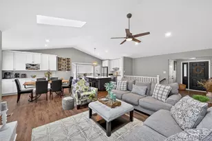 288 Alexandria Dr, Saint Charles, MO 63304 - Photo 7