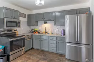 1062 Sunridge Trail W, Pevely, MO 63070 - Photo 17