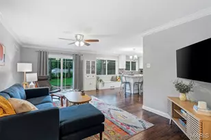 12155 Mirror Lake Dr, Saint Louis, MO 63146 - Photo 9