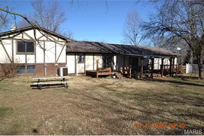 104 Hawthorne Drive, Farmington, MO 63640 - Photo 5