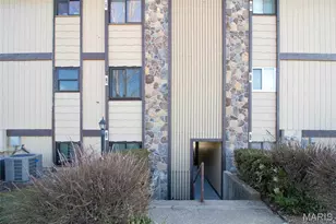 78 Lemans Ct, Lake Saint Louis, MO 63367 - Photo 1