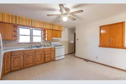 1220 4th Street, Portage Des Sioux, MO 63373 - Photo 11