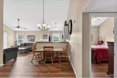 2490 Lampong Drive #300C, Saint Louis, MO 63125 - Photo 19