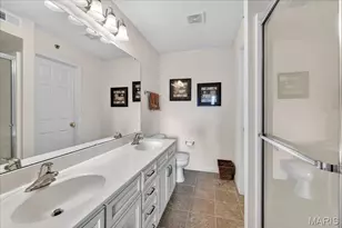 2490 Lampong Dr, Saint Louis, MO 63125 - Photo 27