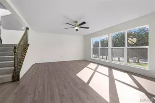 242 Noser Dr, Florissant, MO 63031 - Photo 9