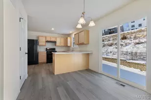 414 Winding Bluffs Ct, Fenton, MO 63026 - Photo 9