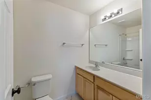 414 Winding Bluffs Ct, Fenton, MO 63026 - Photo 21