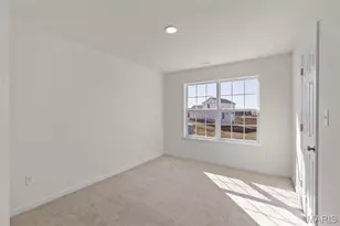 414 Winding Bluffs Ct, Fenton, MO 63026 - Photo 3