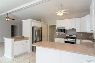 712 Spring Meadow Ct, Wentzville, MO 63385 - Photo 9