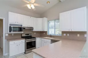 712 Spring Meadow Ct, Wentzville, MO 63385 - Photo 7