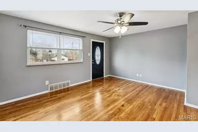 2949 Gladwood Drive, Mehlville, MO 63129 - Photo 3