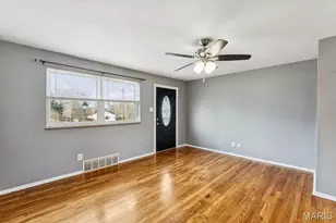 2949 Gladwood Dr, Mehlville, MO 63129 - Photo 3