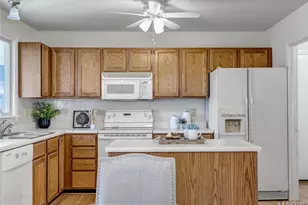 2922 Diekamp Farm Trail, Saint Charles, MO 63303 - Photo 13