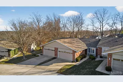 2466 Fox Bridge Court #35, Lake Saint Louis, MO 63367 - Photo 3