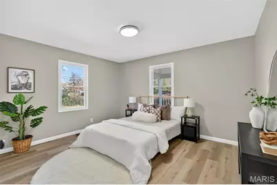 519 Bismark Avenue, Saint Louis, MO 63119 - Photo 11