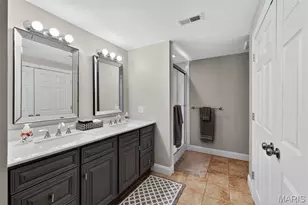 15 Lawrence Dr, Creve Coeur, MO 63141 - Photo 63