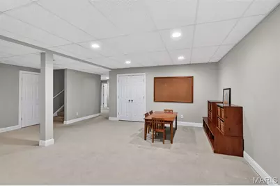 15 Lawrence Drive, Creve Coeur, MO 63141 - Photo 59