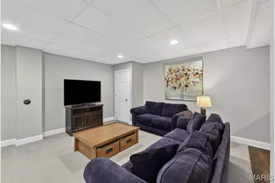 15 Lawrence Drive, Creve Coeur, MO 63141 - Photo 57