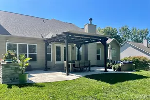 15 Lawrence Dr, Creve Coeur, MO 63141 - Photo 69