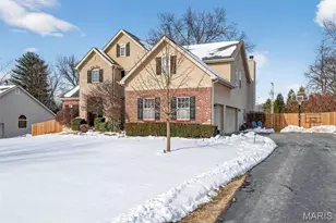 15 Lawrence Dr, Creve Coeur, MO 63141 - Photo 3