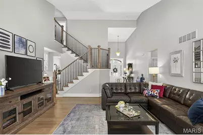 15 Lawrence Drive, Creve Coeur, MO 63141 - Photo 13