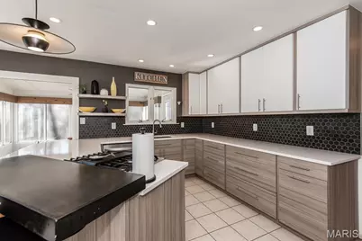 2536 Black Water Drive, Saint Louis, MO 63129 - Photo 15