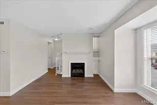 1977 Hunting Lake Ct, Kirkwood, MO 63122 - Photo 5