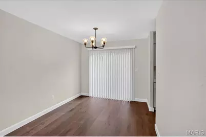 1977 Hunting Lake Court #1977, Kirkwood, MO 63122 - Photo 11