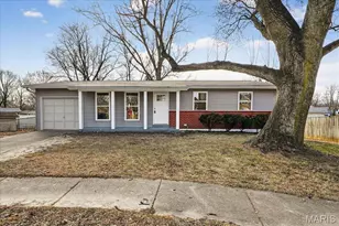 1077 Armada Ct, Florissant, MO 63031 - Photo 1