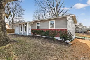 1077 Armada Ct, Florissant, MO 63031 - Photo 3