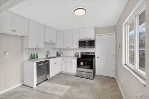 1077 Armada Ct, Florissant, MO 63031 - Photo 11