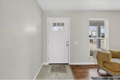 1077 Armada Court, Florissant, MO 63031 - Photo 5