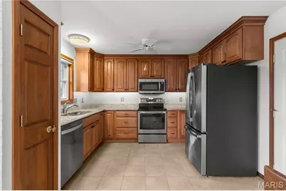 3019 Valley Vista Drive S, Saint Peters, MO 63376 - Photo 11