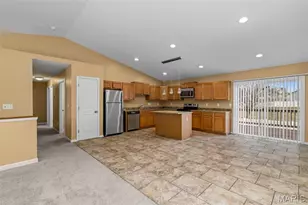 313 Shadow Trace Dr, Wentzville, MO 63385 - Photo 17