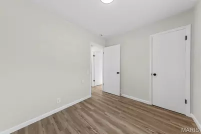 11018 Whitehall Manor Drive, Bridgeton, MO 63044 - Photo 9