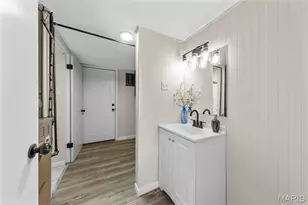 11018 Whitehall Manor Dr, Bridgeton, MO 63044 - Photo 15