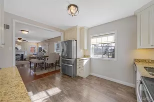 7809 Kenridge Ln, Saint Louis, MO 63119 - Photo 9