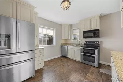 7809 Kenridge Lane, Saint Louis, MO 63119 - Photo 7