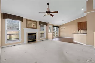 1135 Villa Flora Dr, O'Fallon, MO 63366 - Photo 5